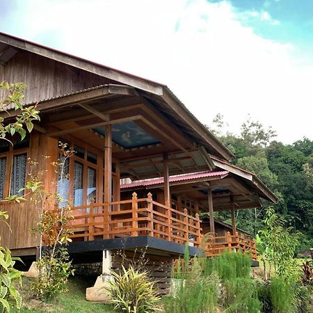 Maninjau Bagoes View Cottages מראה חיצוני תמונה