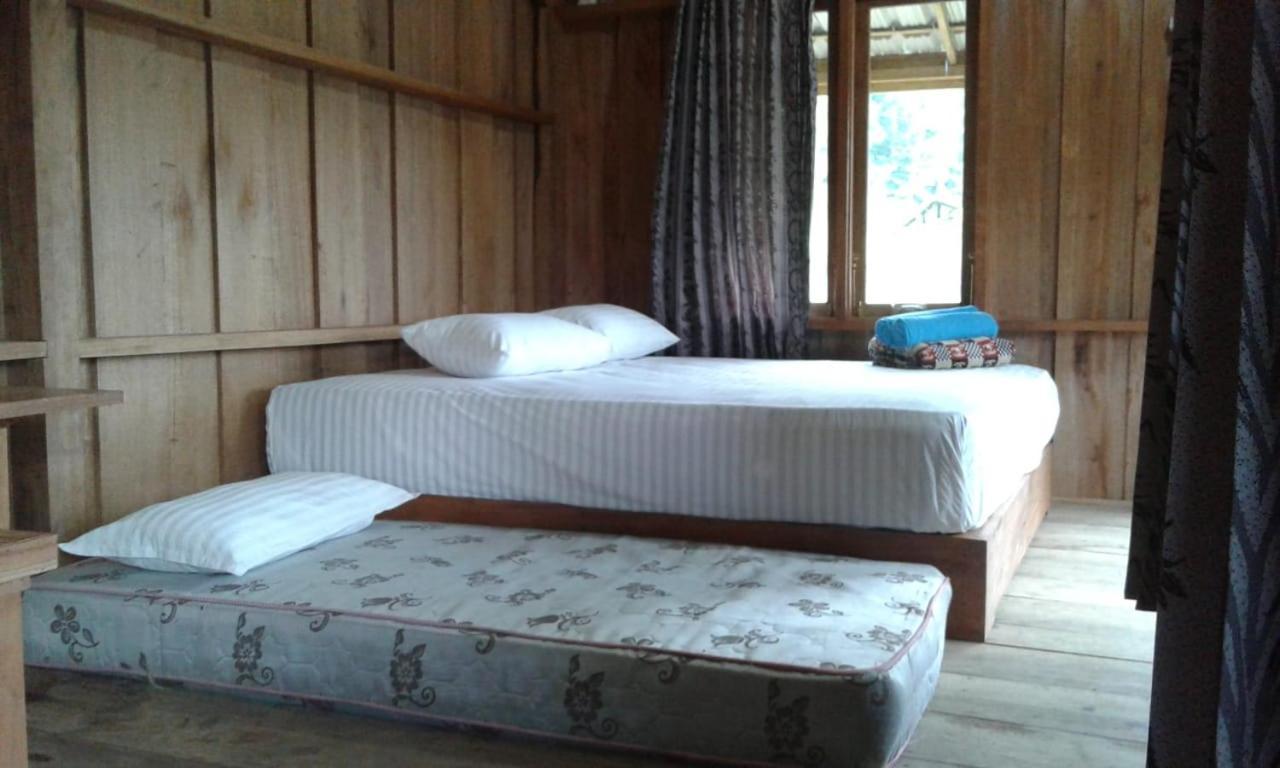 Maninjau Bagoes View Cottages מראה חיצוני תמונה