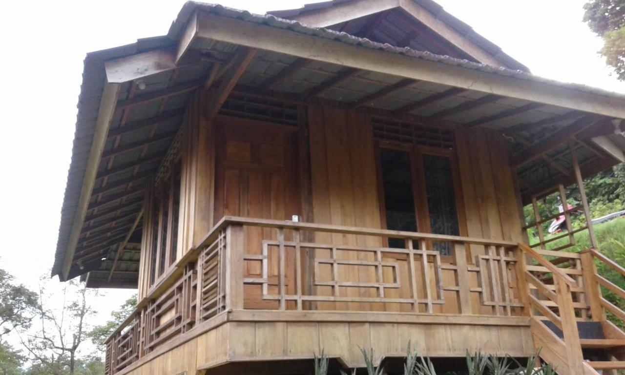 Maninjau Bagoes View Cottages מראה חיצוני תמונה